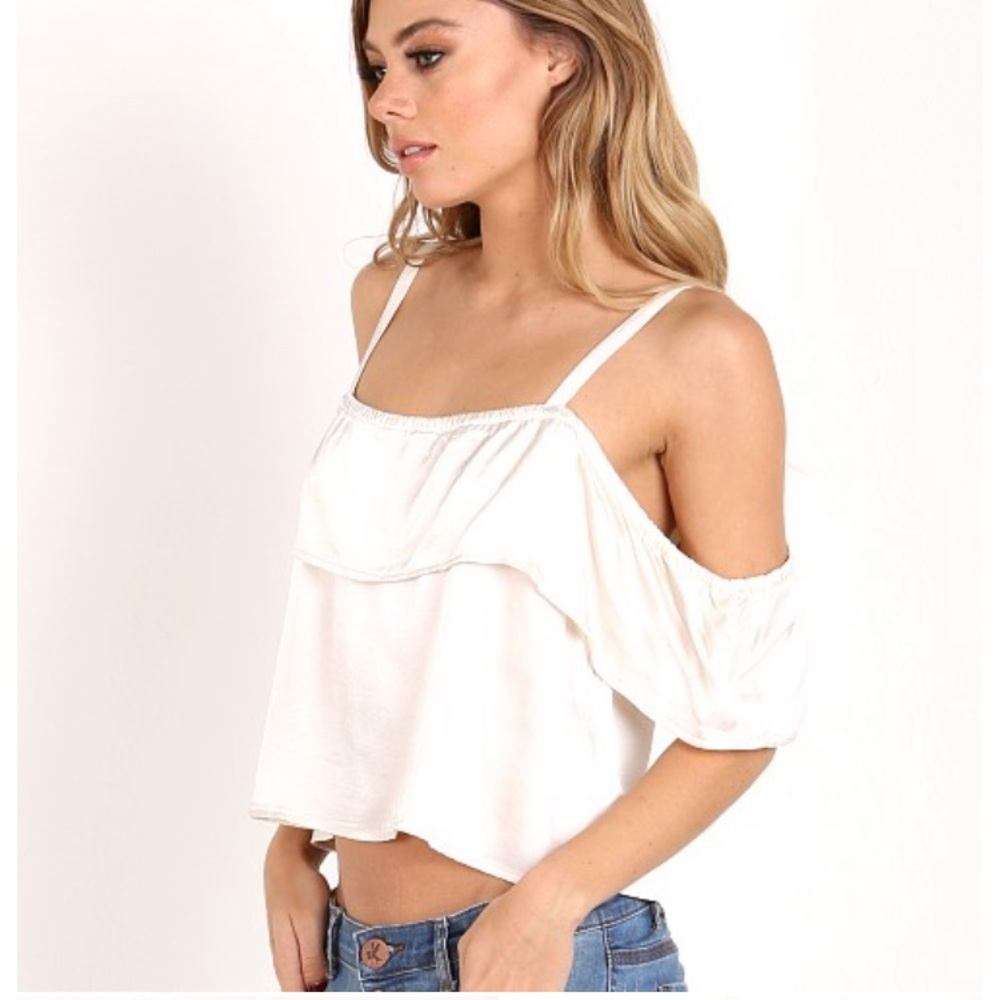 LACAUSA Off The Shoulder Ivory Satin Crop Top